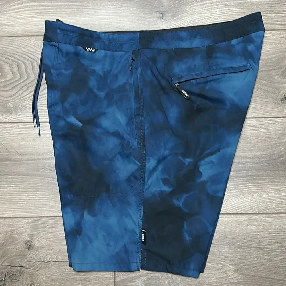 Vans Voyage Tie Dye Swim Board‎ Shorts Blue Size 38